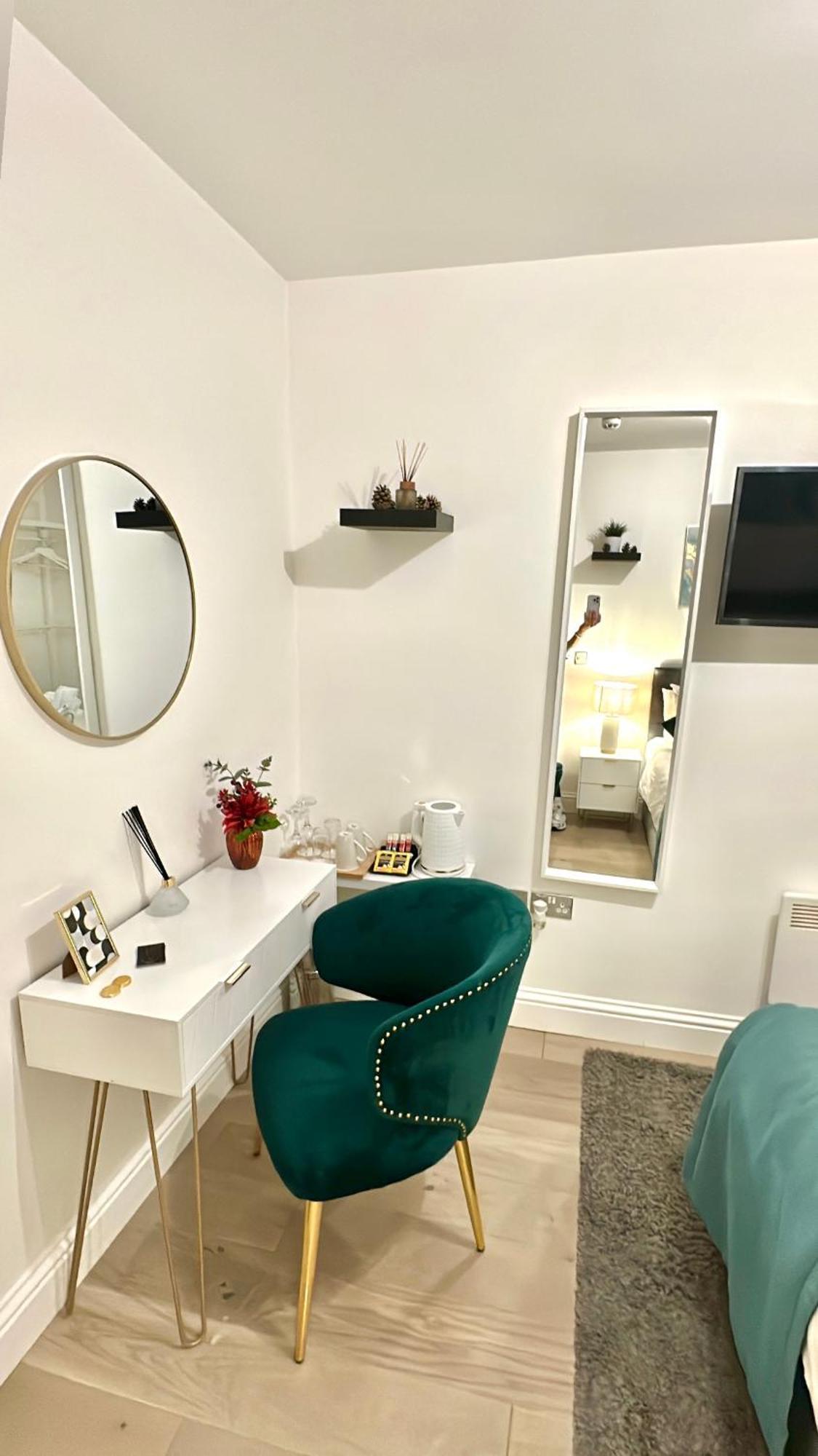 The Green Luxe En-Suite In Stratford Лондон Екстер'єр фото